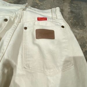 Size 0 vintage 80s/90s Wranglers (inseam 36)